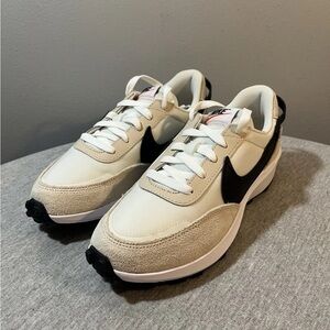 Nike Waffle Debut Sanddrift White Casual Sneakers Women's Shoe Size 7 DH9523 102